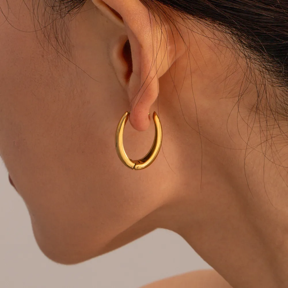 あい　Classic Hoops Thick Small Gold The Classic Golden Hoops | Anti Tarnish Jewellery